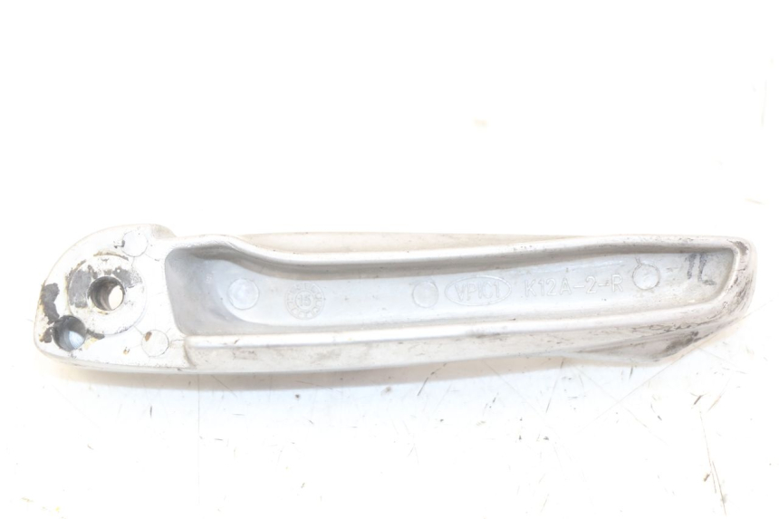 photo de FUSSRASTEN HINTEN RECHT HONDA FORZA 125 (2015 - 2016)