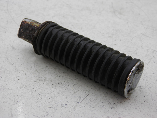 photo de RECHTER HINTERRADSTÄNDER HONDA VT C SHADOW 125 (1999 - 2007)