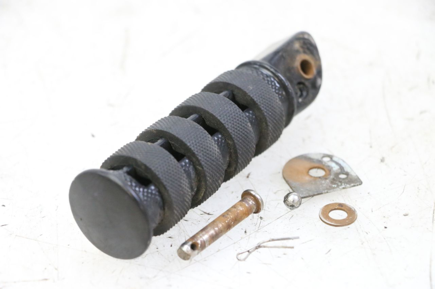 photo de FUSSRASTEN HINTEN RECHT KEEWAY K-LIGHT KLIGHT 125 (2018 - 2025)