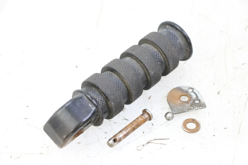 photo de FUSSRASTEN HINTEN RECHT KEEWAY K-LIGHT KLIGHT 125 (2018 - 2025)