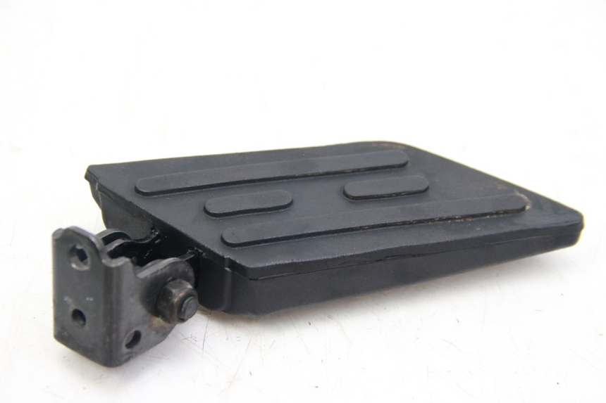 photo de FUSSRASTEN HINTEN RECHT PEUGEOT KISBEE 2T 50 (2018 - 2022)