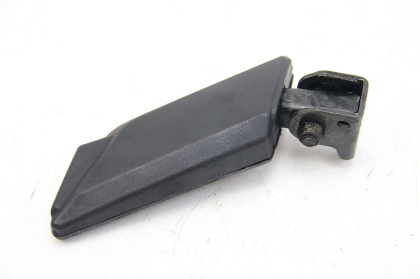 photo de FUSSRASTEN HINTEN RECHT PEUGEOT KISBEE 2T 50 (2018 - 2022)