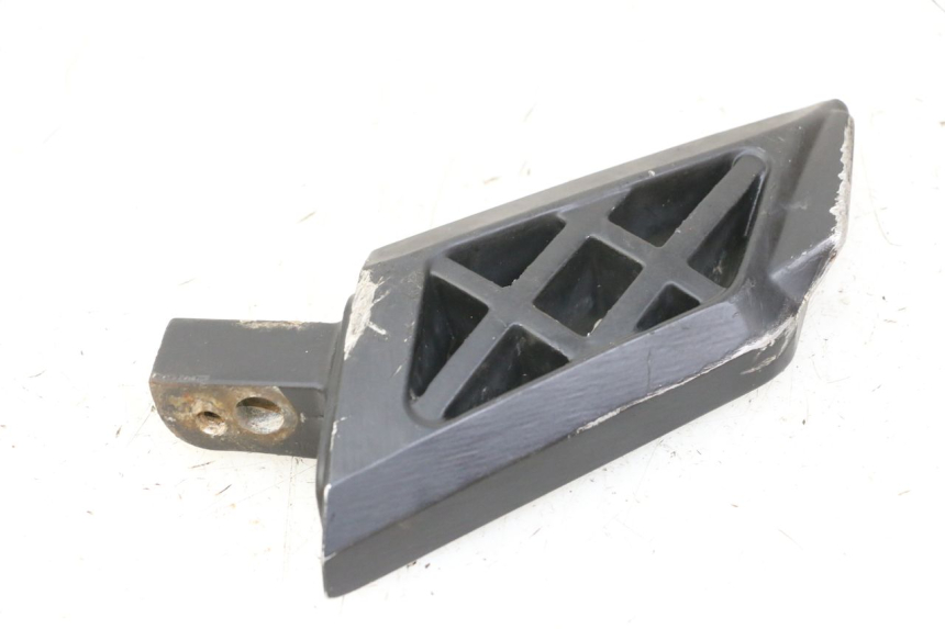 photo de FUSSRASTEN HINTEN RECHT PEUGEOT KISBEE 4T 50 (2018 - 2022)