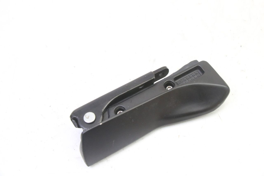 photo de FUSSRASTEN HINTEN RECHT PIAGGIO MP3 HPE 310 (2024 - 2025)