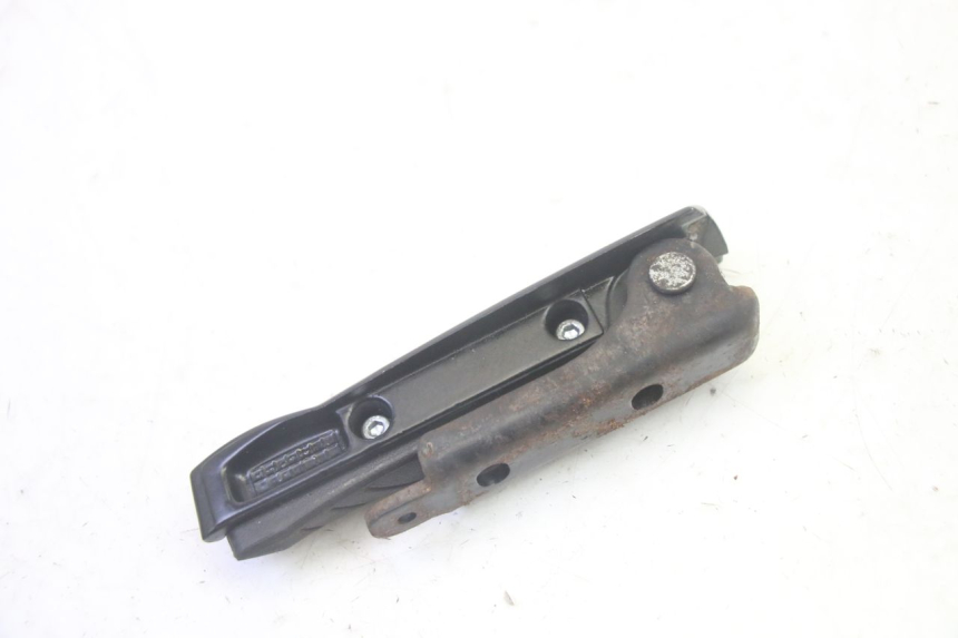 photo de FUSSRASTEN HINTEN RECHT PIAGGIO MP3 500 (2016 - 2018) - Details der Befestigungspunkte