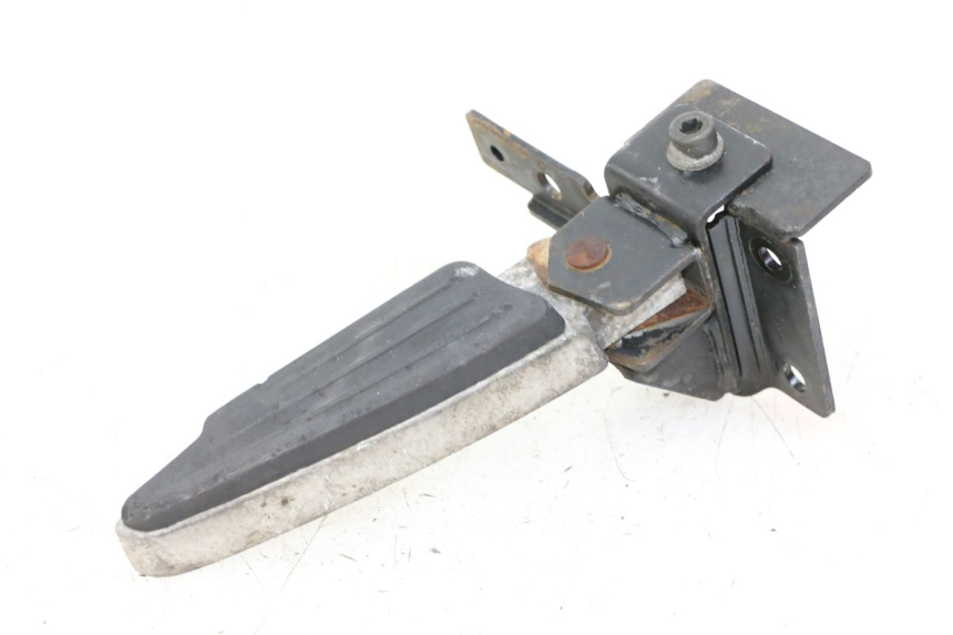 photo de FUSSRASTEN HINTEN RECHT PEUGEOT SATELIS 125 (2013 - 2018)
