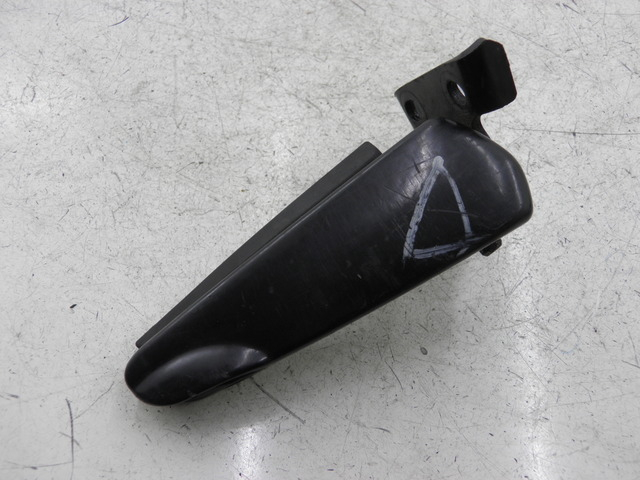 photo de FUSSRASTEN HINTEN RECHT PIAGGIO CARNABY 125 (2007 - 2011)