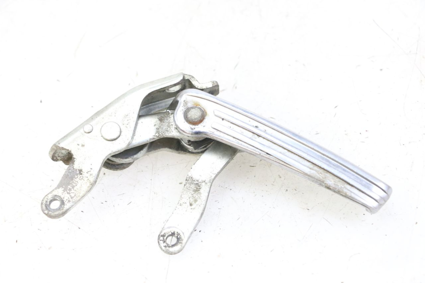 photo de FUSSRASTEN HINTEN RECHT PIAGGIO VESPA GRANTURISMO 200 (2004 - 2005)