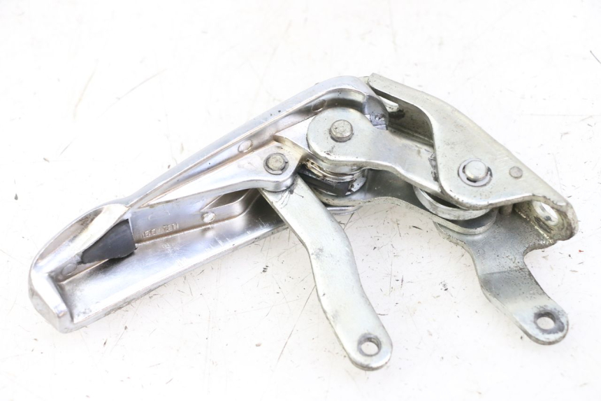 photo de FUSSRASTEN HINTEN RECHT PIAGGIO VESPA GRANTURISMO 200 (2004 - 2005)
