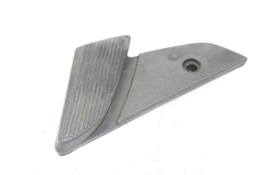 photo de FUSSRASTEN HINTEN RECHT PIAGGIO VESPA LX 150 (2005 - 2013)