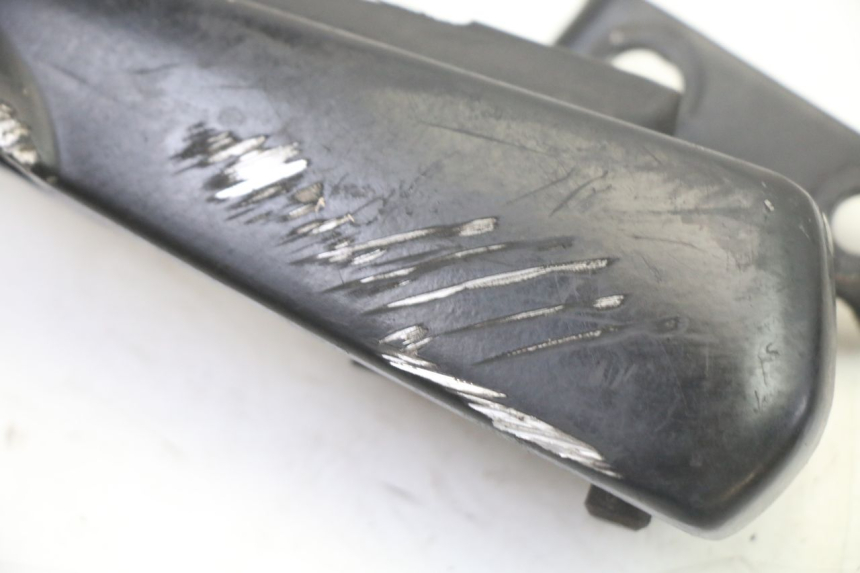 photo de FUSSRASTEN HINTEN RECHT GILERA RUNNER SP 50 (2006 - 2008)