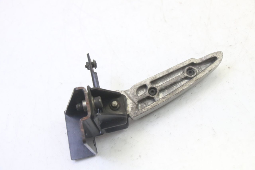 photo de FUSSRASTEN HINTEN RECHT PEUGEOT SATELIS 125 (2010 - 2012)