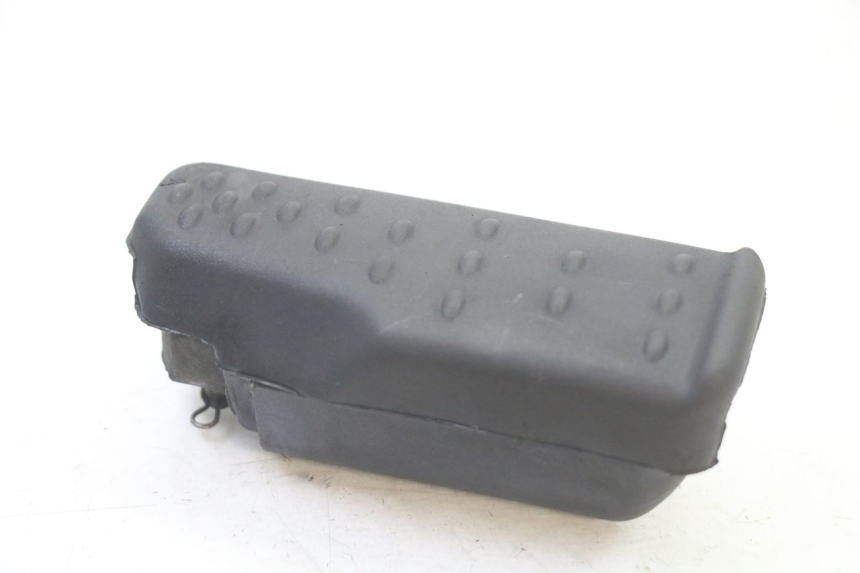 photo de FUSSRASTEN HINTEN RECHT APRILIA SCARABEO GT TOURING 125 (1999 - 2005)