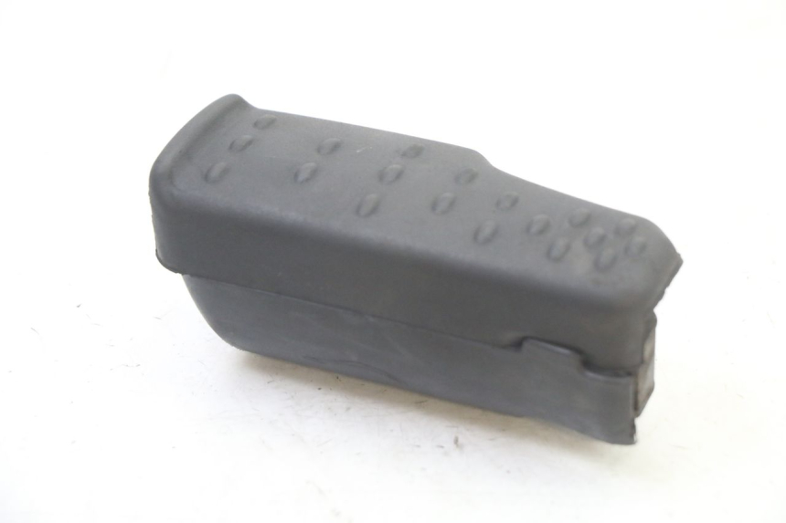 photo de FUSSRASTEN HINTEN RECHT APRILIA SCARABEO GT TOURING 125 (1999 - 2005)