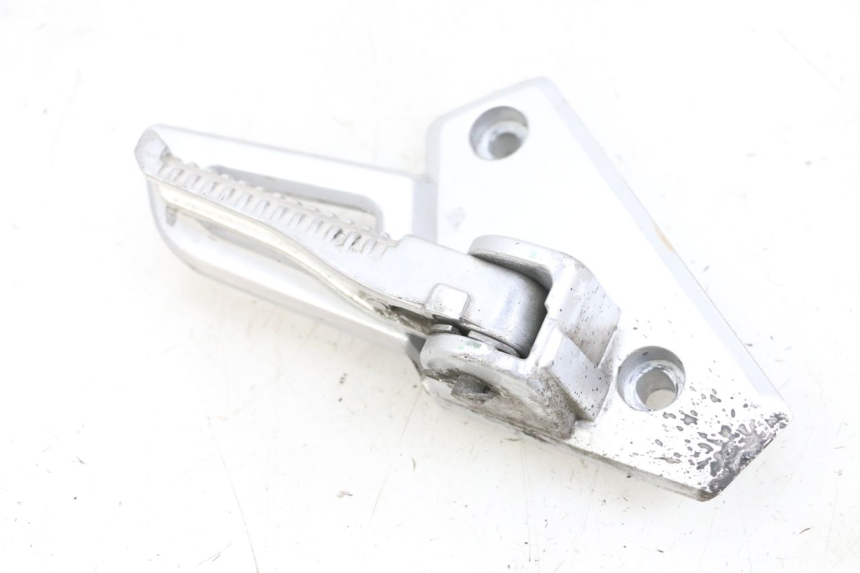 photo de FUSSRASTEN HINTEN RECHT PEUGEOT SPEEDFIGHT 4 4T EFI 50 (2021 - 2025) - Hauptansicht