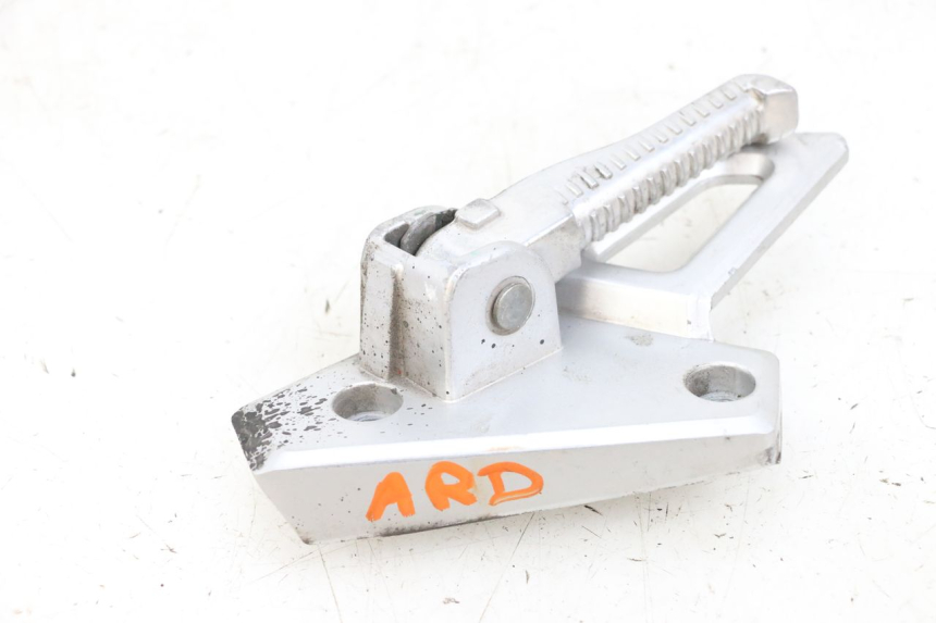 photo de FUSSRASTEN HINTEN RECHT PEUGEOT SPEEDFIGHT 4 4T EFI 50 (2021 - 2025) - Details der Befestigungspunkte