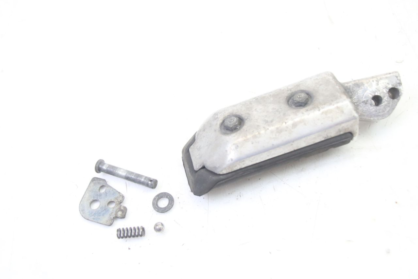 photo de FUSSRASTEN HINTEN RECHT HONDA ST PAN EUROPEAN 1300 (2002 - 2013)