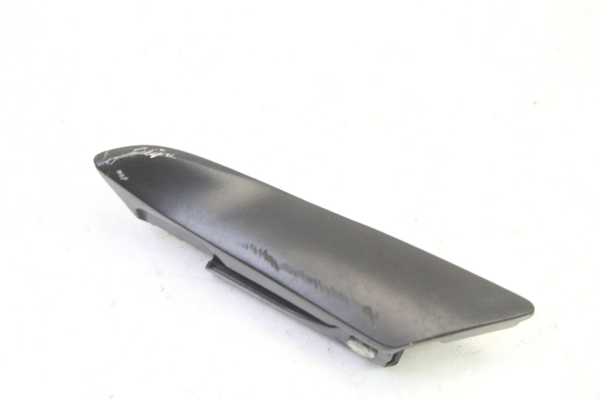 photo de FUSSRASTEN HINTEN RECHT APRILIA SXR 50 (2021 - 2023)