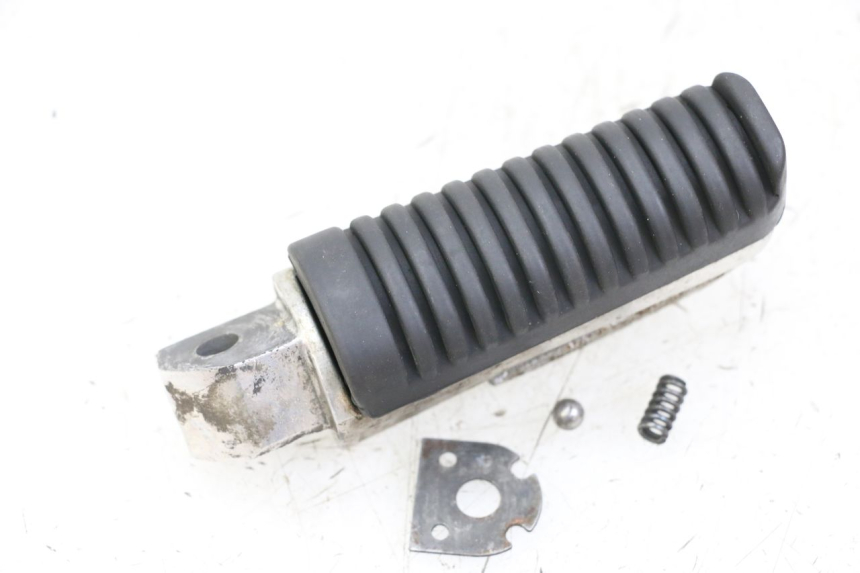 photo de FUSSRASTEN HINTEN RECHT YAMAHA XJ6 ABS 600 (2008 - 2016)