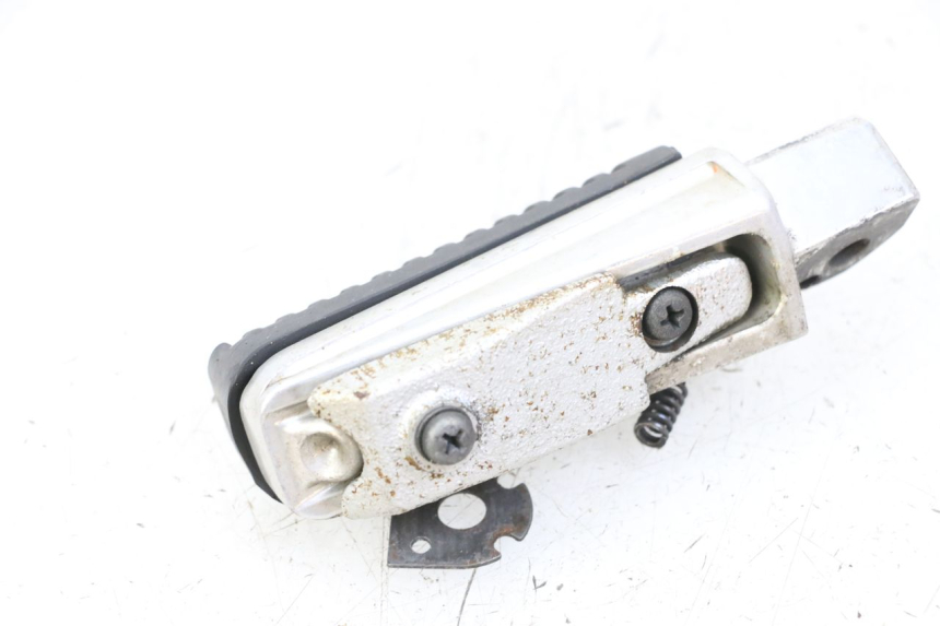 photo de FUSSRASTEN HINTEN RECHT YAMAHA XJ6 ABS 600 (2008 - 2016)