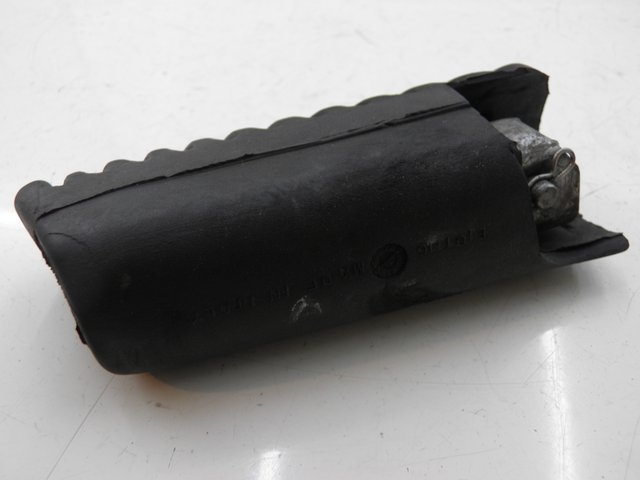 photo de FUSSRASTEN HINTEN LINKS APRILIA LEONARDO ST 250 (2002 - 2005)