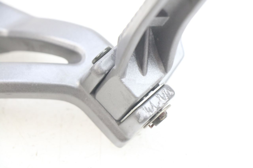 photo de FUSSRASTEN HINTEN LINKS ORCAL CAVARO 4T 50 (2019 - 2023)