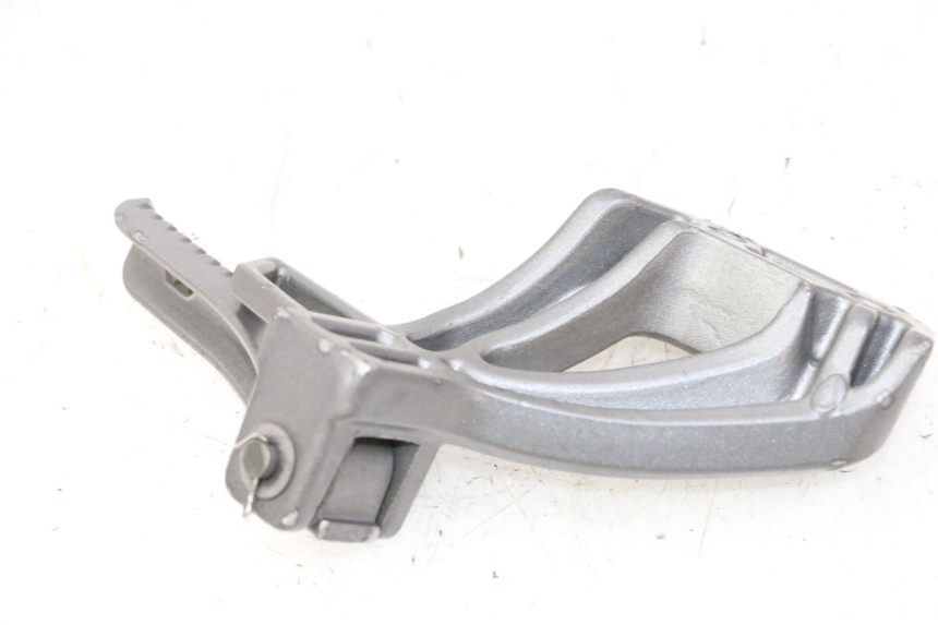 photo de FUSSRASTEN HINTEN LINKS ORCAL CAVARO 4T 50 (2019 - 2023)