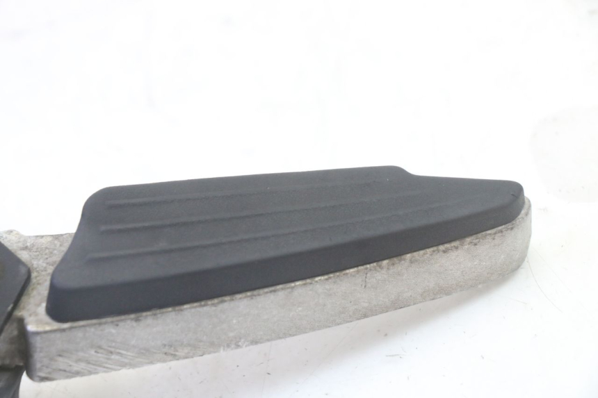 photo de LINKER HINTERER FUßRASTEN PEUGEOT CITYSTAR 50 (2013 - 2017)