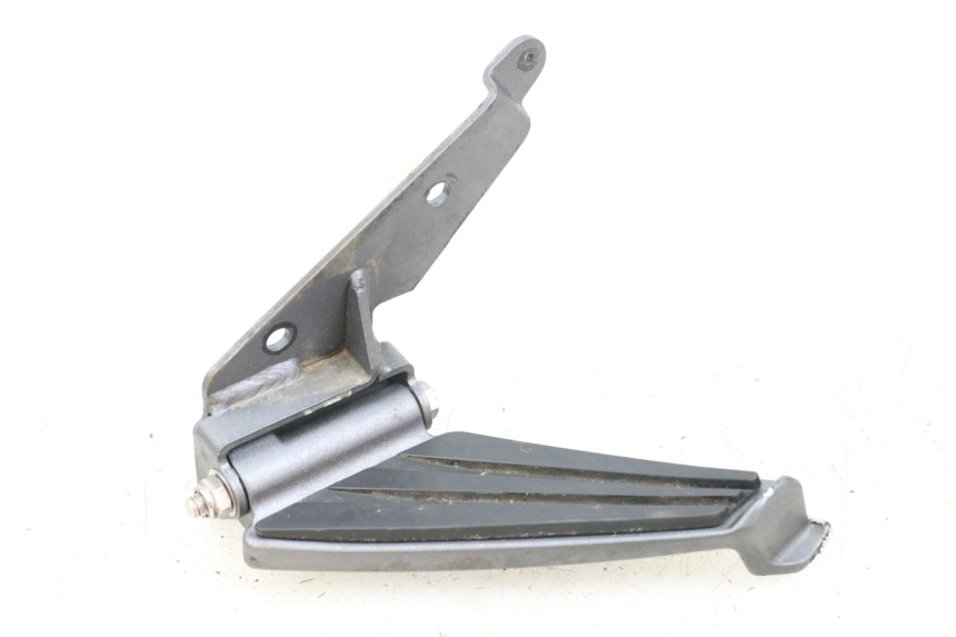 photo de FUSSRASTEN HINTEN LINKS PEUGEOT GEOPOLIS RS 125 (2007 - 2009)