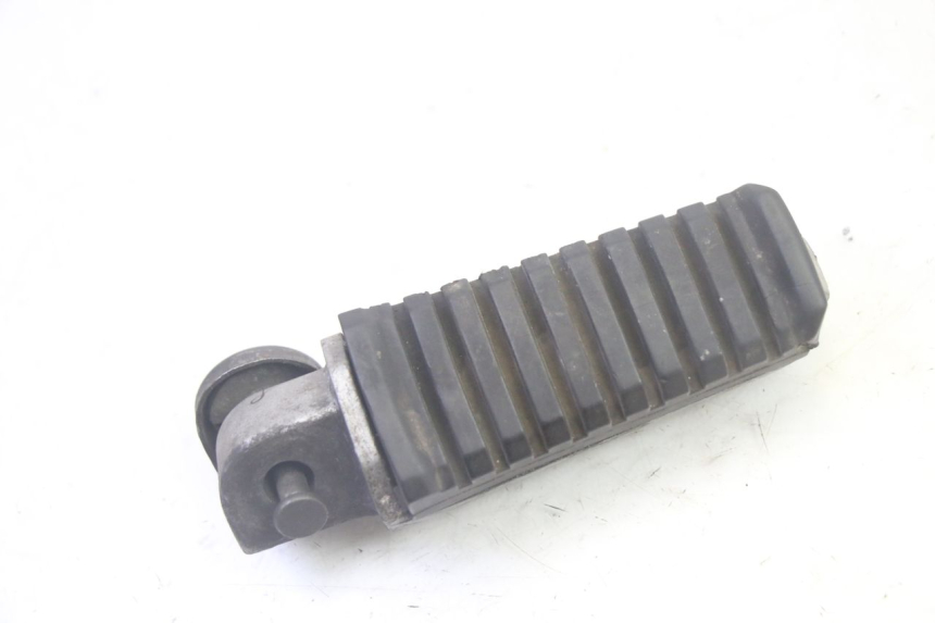 photo de FUSSRASTEN HINTEN LINKS KAWASAKI GPZ RX 1000 (1986 - 1988) - Zoom auf Gebrauchszustand