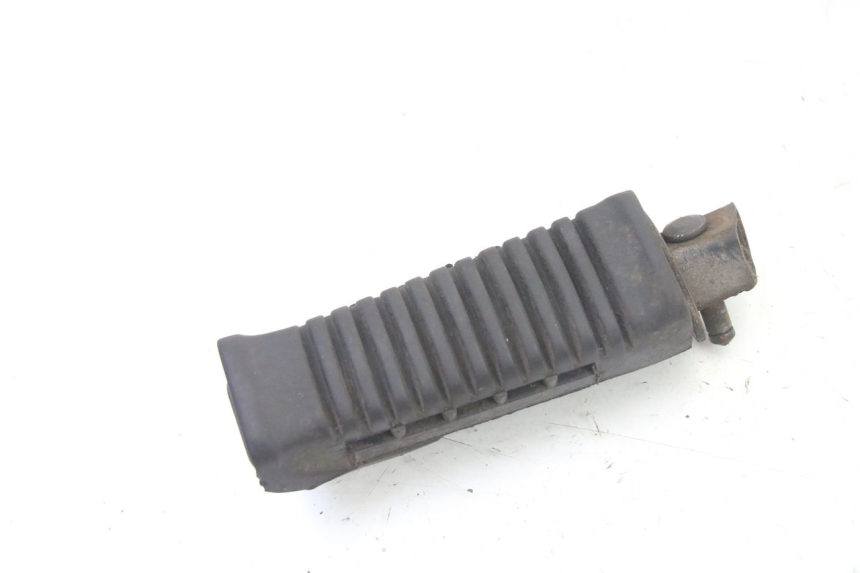 photo de FUSSRASTEN HINTEN LINKS SUZUKI GS GSE 500 (2001 - 2003)