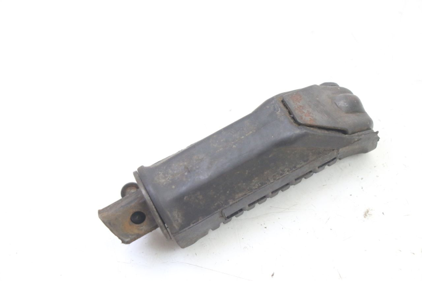 photo de FUSSRASTEN HINTEN LINKS SUZUKI GS GSE 500 (2001 - 2003)