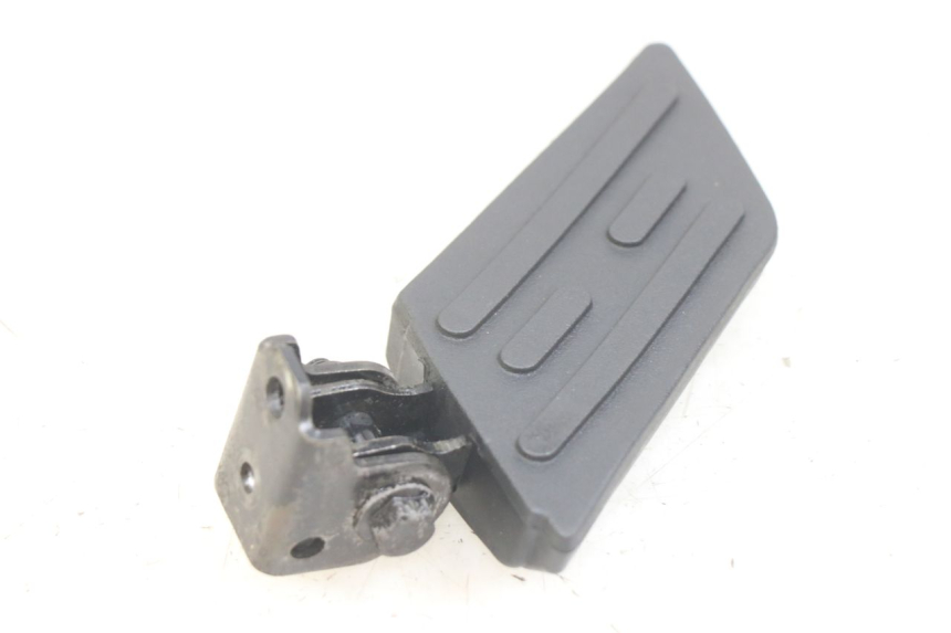 photo de LINKER HINTERER FUßRASTEN PEUGEOT KISBEE 4T 50 (2010 - 2017)