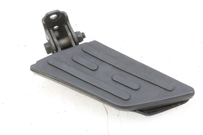 photo de LINKER HINTERER FUßRASTEN PEUGEOT KISBEE 4T 50 (2010 - 2017)