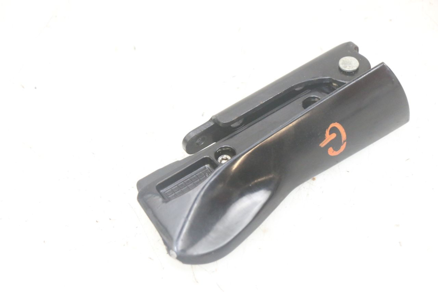 photo de FUSSRASTEN HINTEN LINKS PIAGGIO MP3 HPE 300 (2019 - 2026) - Alternative Perspektive