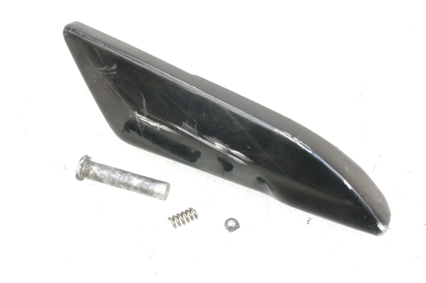 photo de LINKER HINTERER FUßRASTEN PIAGGIO NEW TYPHOON 50 (2018 - 2021) - Zoom auf Gebrauchszustand