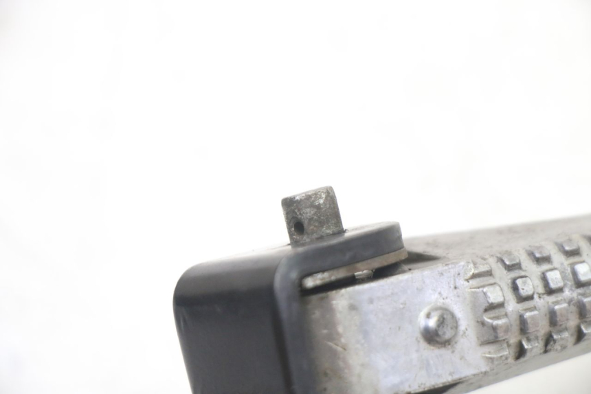 photo de FUSSRASTEN HINTEN LINKS PIAGGIO NRG POWER PUREJET 50 (2018 - 2021)
