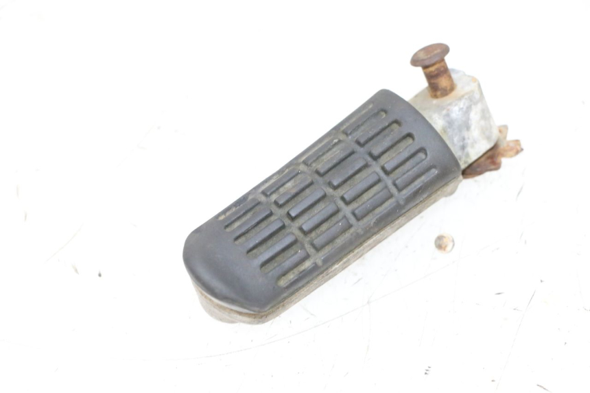 photo de FUSSRASTEN HINTEN LINKS HONDA NSR R 125 (1994 - 2003) - Hauptansicht