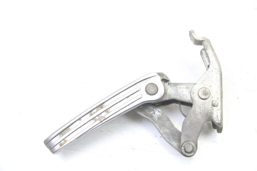 photo de FUSSRASTEN HINTEN LINKS PIAGGIO VESPA GRANTURISMO 125 (2003 - 2007)