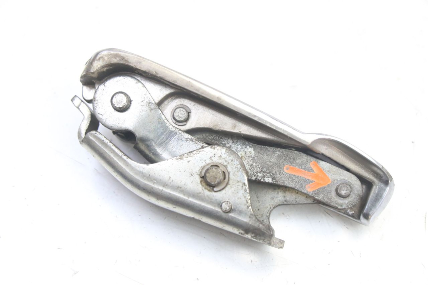 photo de FUSSRASTEN HINTEN LINKS PIAGGIO VESPA GRANTURISMO 125 (2003 - 2007)