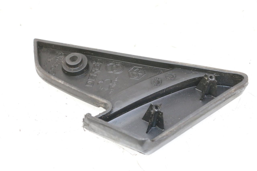 photo de FUSSRASTEN HINTEN LINKS PIAGGIO VESPA LX 150 (2005 - 2013)