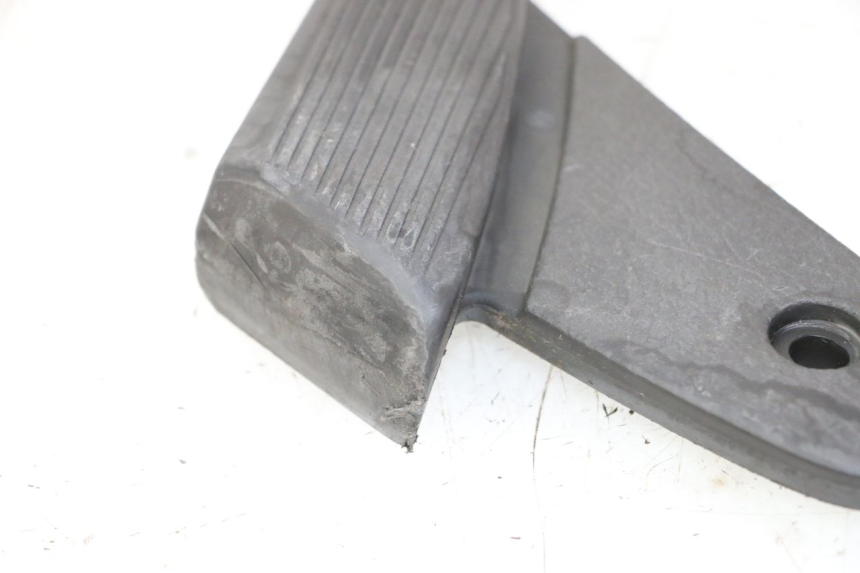 photo de FUSSRASTEN HINTEN LINKS PIAGGIO VESPA LX 150 (2005 - 2013)