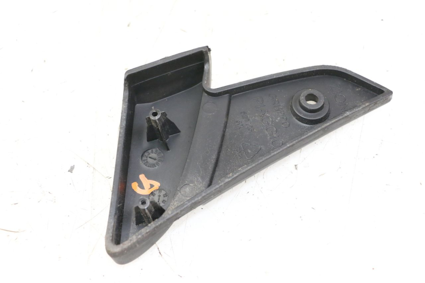 photo de FUSSRASTEN HINTEN LINKS PIAGGIO VESPA LX IE 125 (2010 - 2012)
