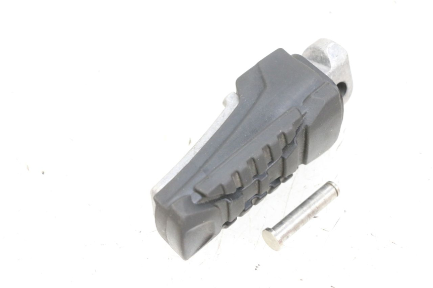 photo de FUSSRASTEN HINTEN LINKS BMW R GS 1250 (2021 - 2024) - Zoom auf Gebrauchszustand