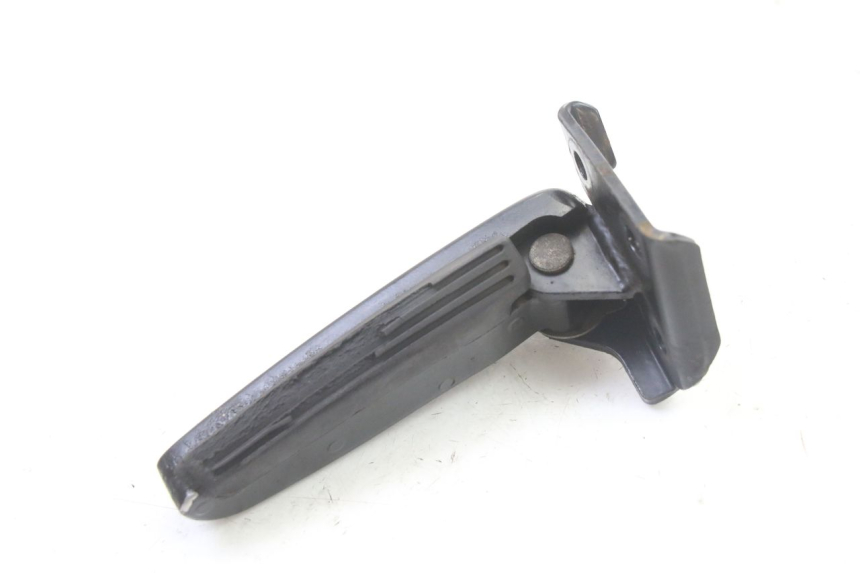 photo de FUSSRASTEN HINTEN LINKS GILERA RUNNER SP 50 (2006 - 2008)