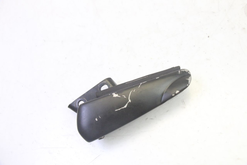 photo de FUSSRASTEN HINTEN LINKS GILERA RUNNER SP 50 (2009 - 2017)