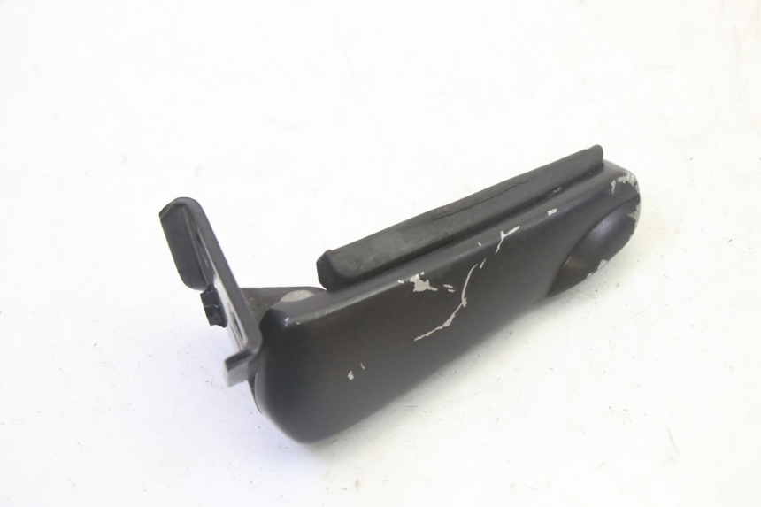 photo de FUSSRASTEN HINTEN LINKS GILERA RUNNER SP 50 (2009 - 2017)