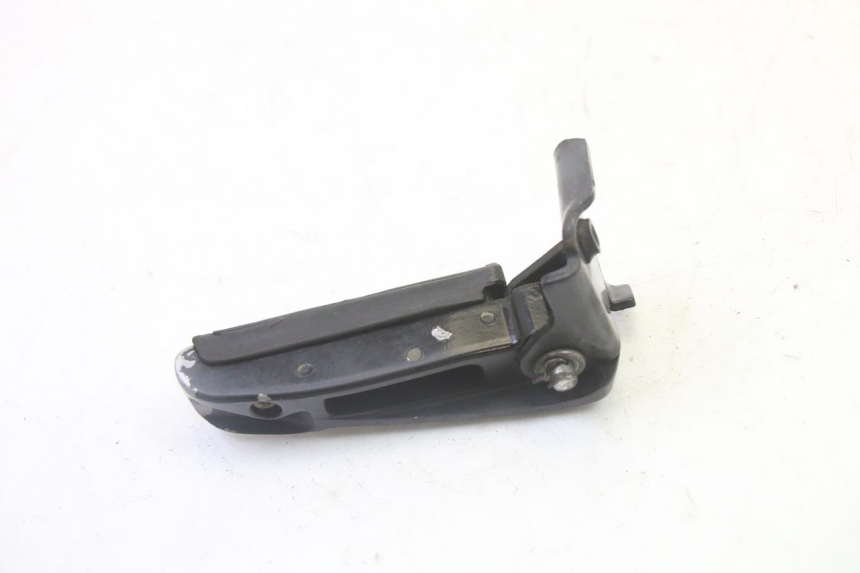 photo de FUSSRASTEN HINTEN LINKS GILERA RUNNER SP 50 (2009 - 2017)