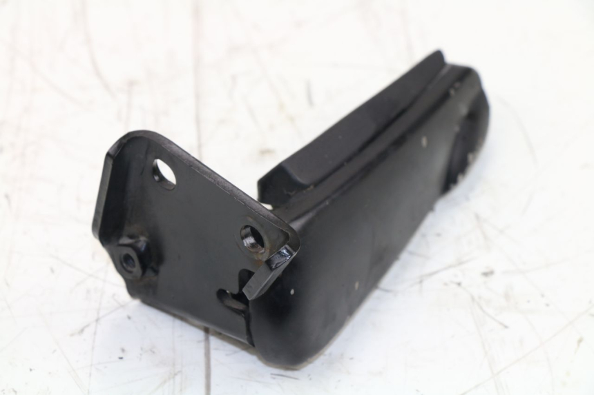 photo de FUSSRASTEN HINTEN LINKS GILERA RUNNER SP 50 (2009 - 2017)