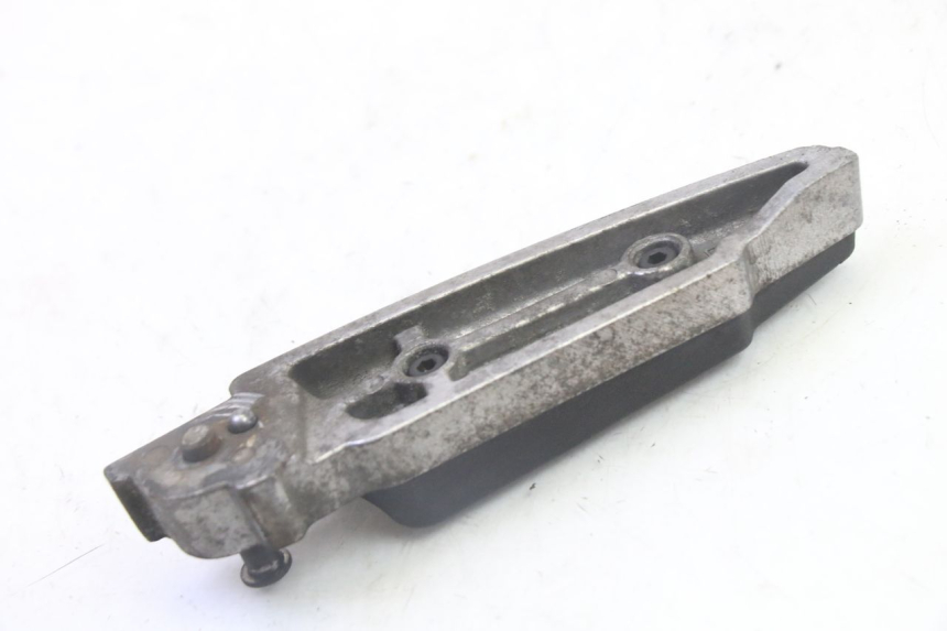 photo de FUSSRASTEN HINTEN LINKS PEUGEOT SATELIS 125 (2013 - 2018)